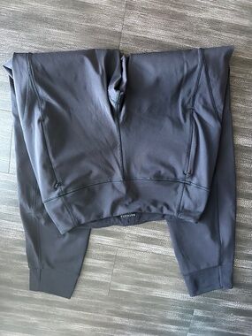 Athleta Mt Rainier Joggers - Black
